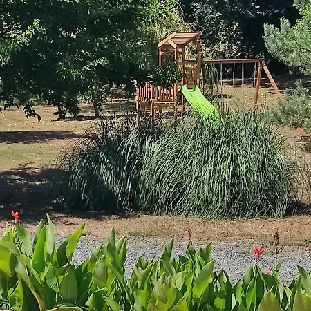 Couette-café Domaine De L'orfraie 3*