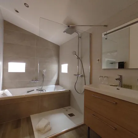 Domaine De L'orfraie Couette-café